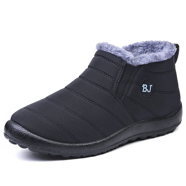 Callum ankle snow boots in black, front angled view